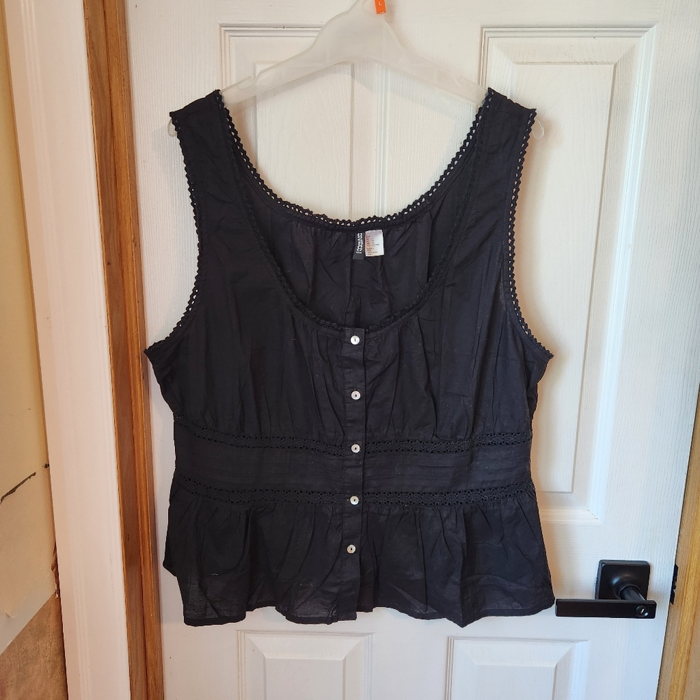 H&M Black Sleeveless Button-Down Tank Top